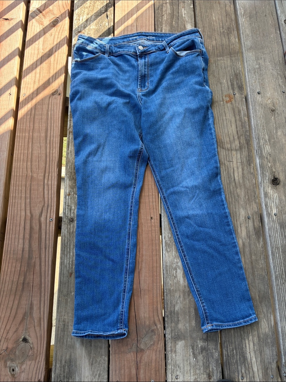 Old Navy Women's super skinny Jeans in Mid Blue